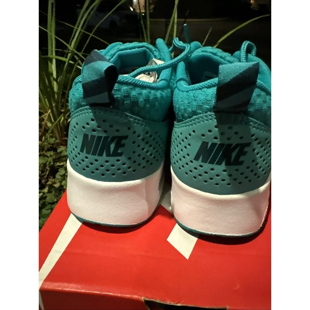 NIB Nike Air Max Thea Premium Turbo Green Nightshade White Trim Women's Size 7.5